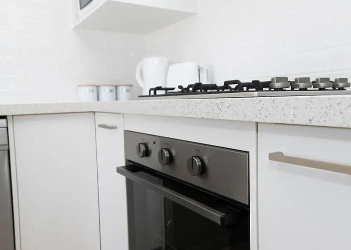 Villa On Matthews, Quite, Modern, Fresh, Free Wifi